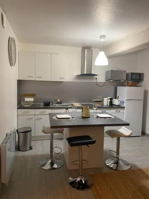 Absl Appartement Villefranche-sur-Saône Exteriör bild