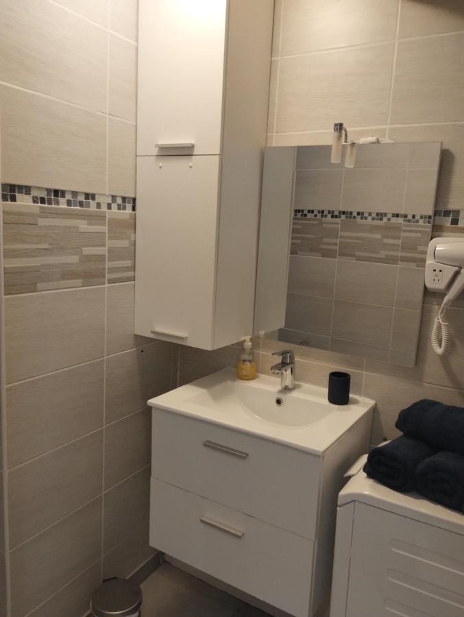 Absl Appartement Villefranche-sur-Saône Exteriör bild